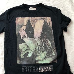 Zara size 9 T-shirt